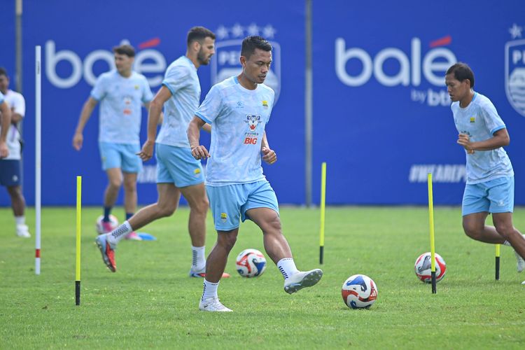 Dedi Kusnandar Kembali Ke Persib Di Putaran Dua Super League