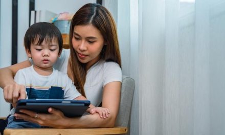 Bahaya Screen Time Pada Anak