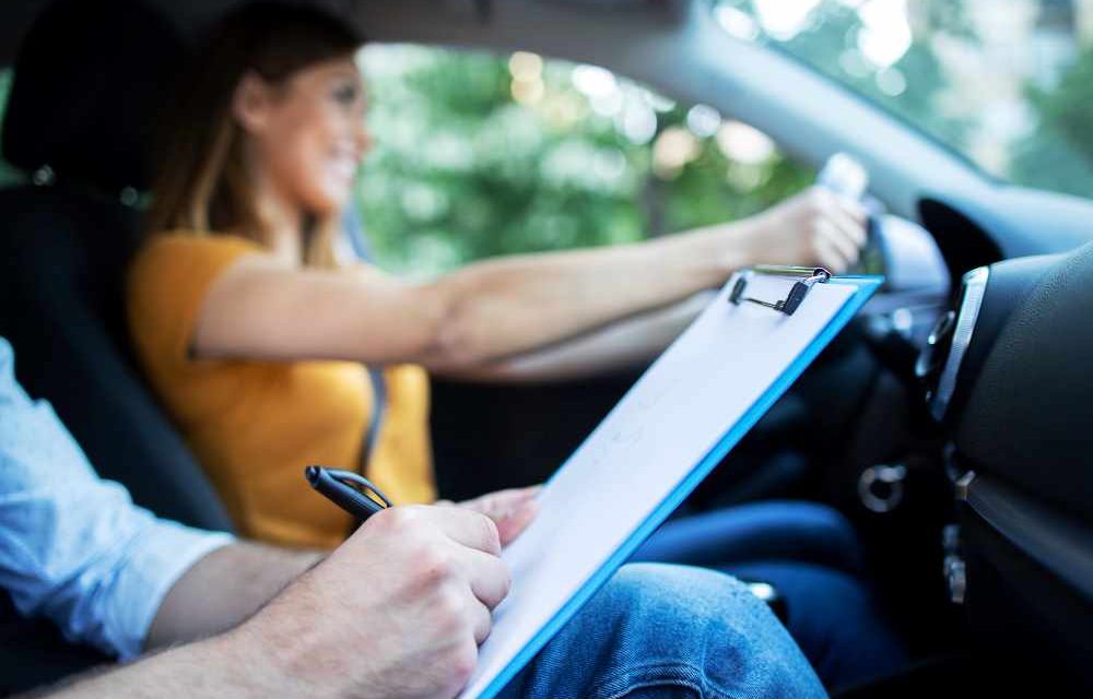 Pentingnya Latihan Rutin Dalam Belajar Menyetir Mobil