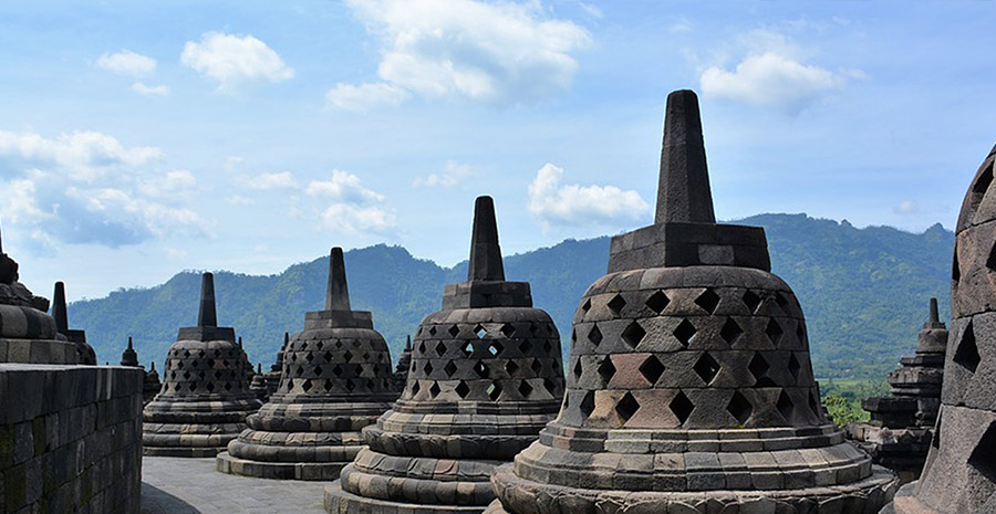 Wisata Sejarah Indonesia Yang Menyimpan Kisah Menarik