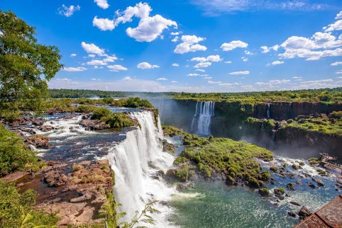 12 Air Terjun Terindah Di Dunia Dengan Pemandangan Memukau