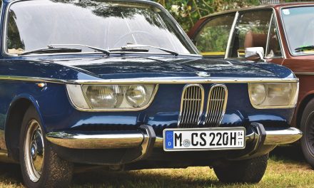 BMW 2000: Menelusuri Pesona Mobil Klasik Yang Tetap Menarik