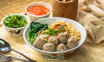 Bisnis Bakso: Persaingan Harga, Dan Peluang Usaha Kuliner