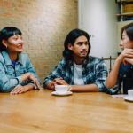 Teori Konspirasi: Mengapa Mudah Menyebar, Kebenaran Informasi