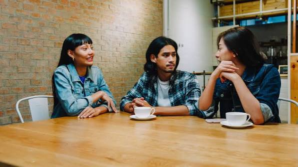 Teori Konspirasi: Mengapa Mudah Menyebar, Kebenaran Informasi